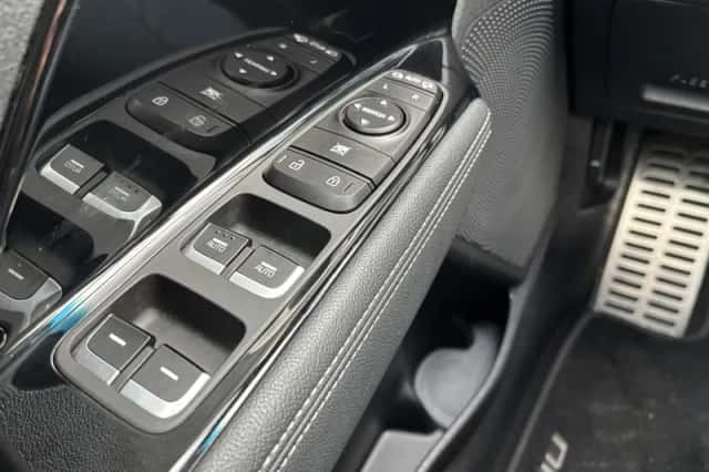 Kia Niro (2021) thumbnail 25