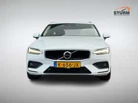 Volvo V60 (2021) thumbnail 2