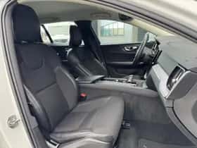 Volvo V60 (2021) thumbnail 11