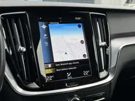 Volvo V60 (2021) thumbnail 16