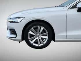 Volvo V60 (2021) thumbnail 8