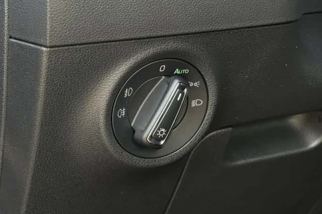 Škoda Karoq (2019) thumbnail 26
