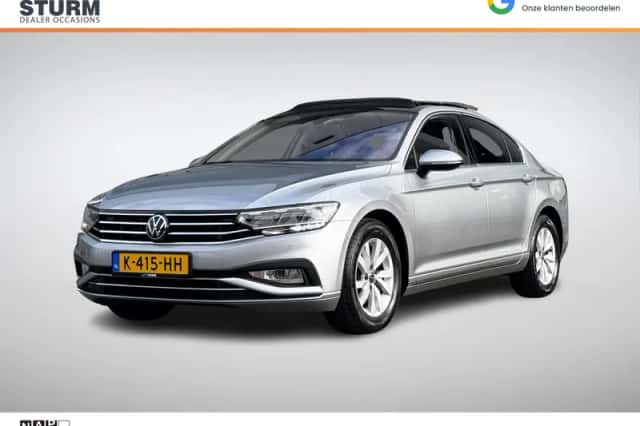 Volkswagen Passat (2021) thumbnail 1