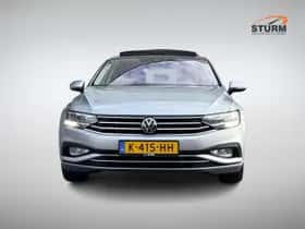 Volkswagen Passat (2021) thumbnail 2