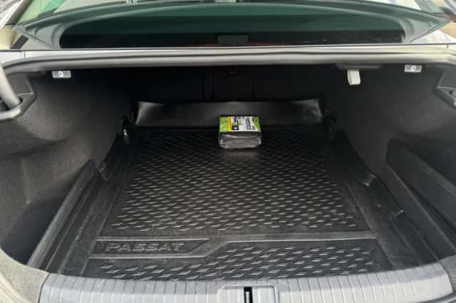 Volkswagen Passat (2021) thumbnail 30
