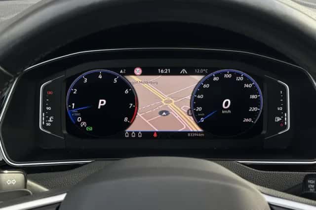 Volkswagen Passat (2021) thumbnail 31