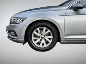 Volkswagen Passat (2021) thumbnail 8