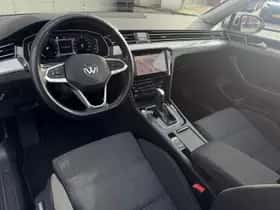 Volkswagen Passat (2021) thumbnail 10