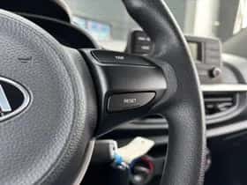 Kia Picanto (2017) thumbnail 16