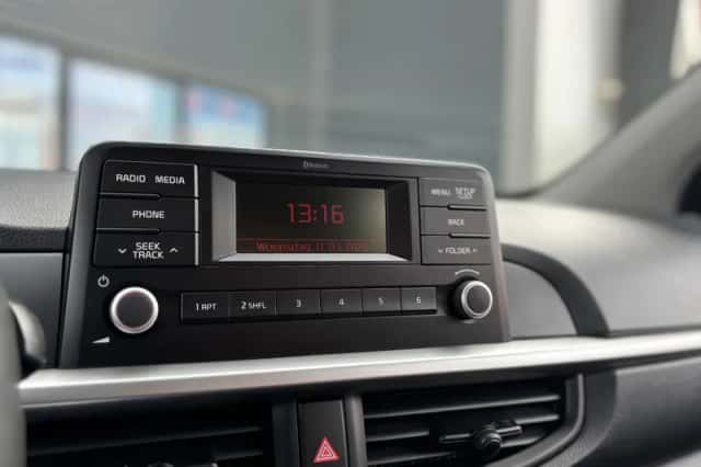 Kia Picanto (2017) thumbnail 17