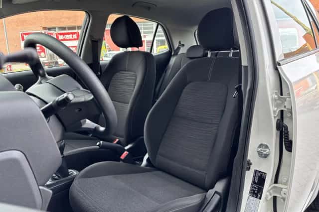 Kia Picanto (2017) thumbnail 9