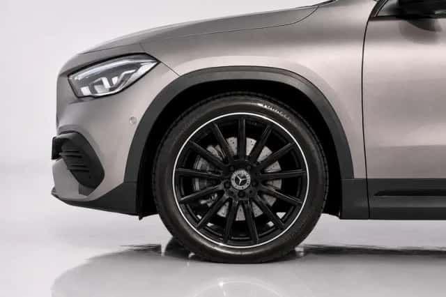 Mercedes-Benz GLA (2023) thumbnail 6