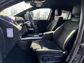 Mercedes-Benz GLA (2023) thumbnail 7