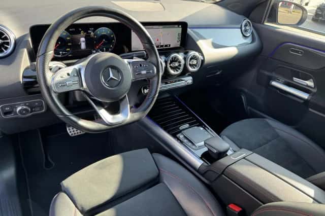Mercedes-Benz GLA (2023) thumbnail 8