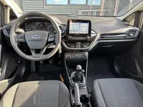 Ford Fiesta (2018) thumbnail 11
