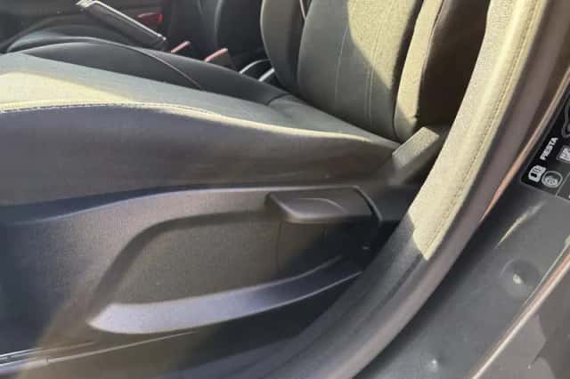 Ford Fiesta (2018) thumbnail 25