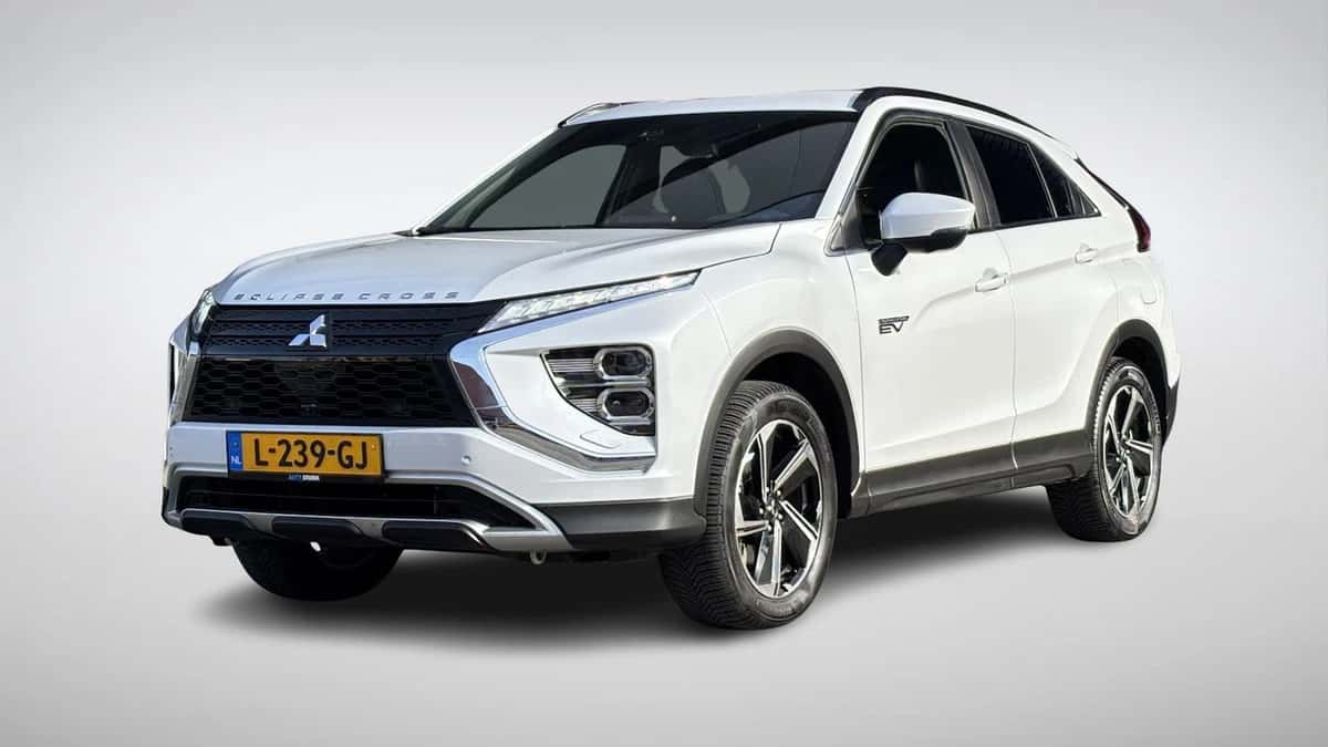 Mitsubishi Eclipse Cross (2021) — foto 1
