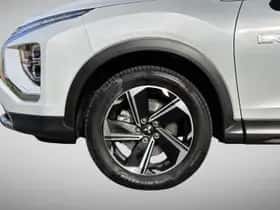Mitsubishi Eclipse Cross (2021) thumbnail 8