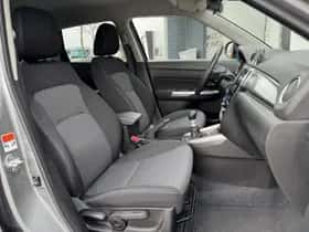 Suzuki Vitara (2023) thumbnail 11