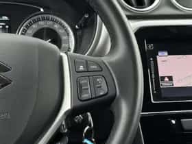 Suzuki Vitara (2023) thumbnail 15