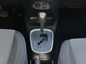 Toyota Yaris (2015) thumbnail 19
