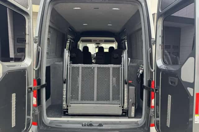 Volkswagen Crafter (2024) thumbnail 23