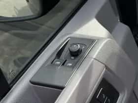Volkswagen Crafter (2024) thumbnail 33