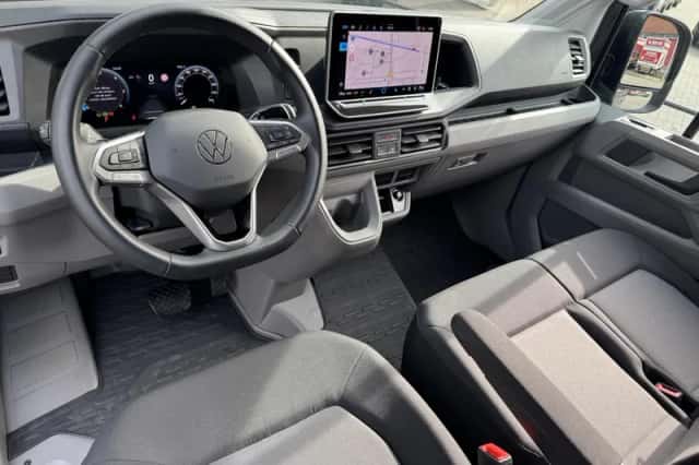 Volkswagen Crafter (2024) thumbnail 10