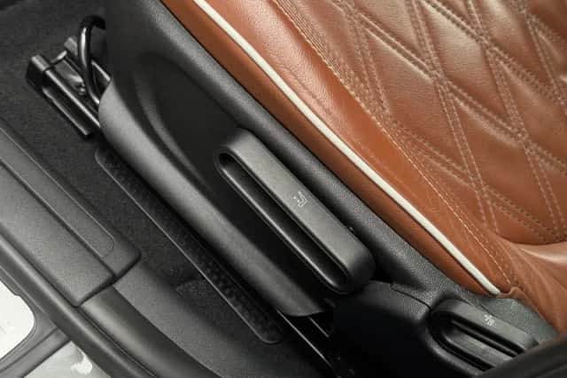 MINI Clubman (2019) thumbnail 30