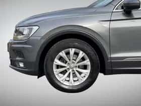 Volkswagen Tiguan (2018) thumbnail 8