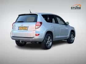 Toyota RAV4 (2012) thumbnail 4
