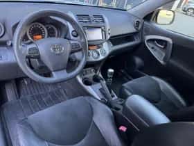 Toyota RAV4 (2012) thumbnail 10