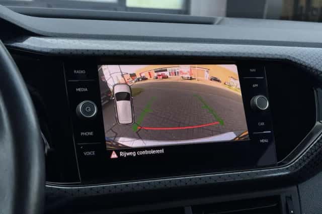 Volkswagen T-Cross (2019) thumbnail 17