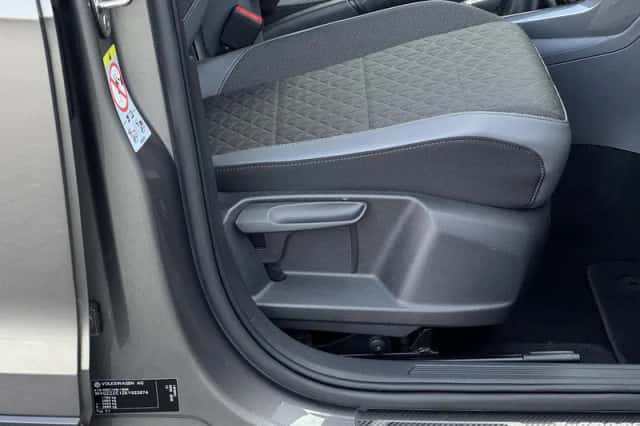 Volkswagen T-Cross (2019) thumbnail 30