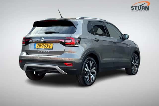 Volkswagen T-Cross (2019) thumbnail 4