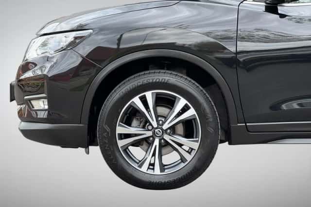Nissan X-Trail (2018) thumbnail 8