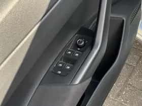 Volkswagen Polo (2021) thumbnail 24