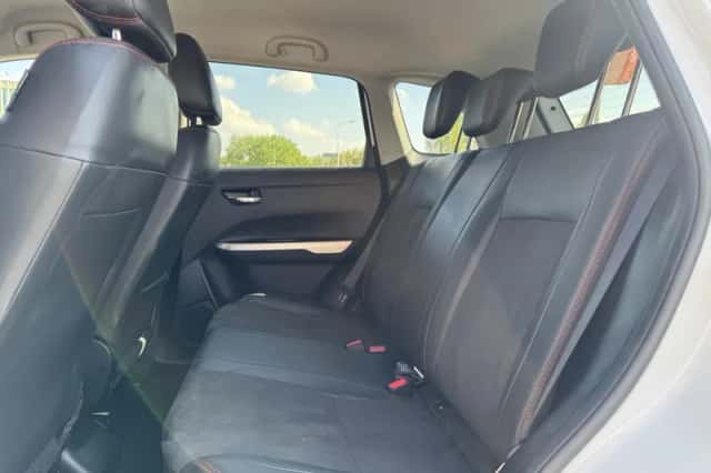 Suzuki Vitara (2019) thumbnail 11