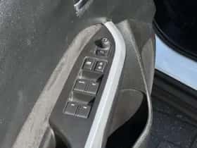 Suzuki Vitara (2019) thumbnail 22