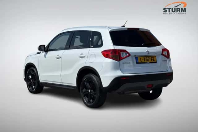 Suzuki Vitara (2019) thumbnail 5