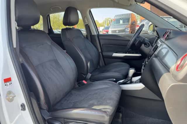 Suzuki Vitara (2019) thumbnail 10