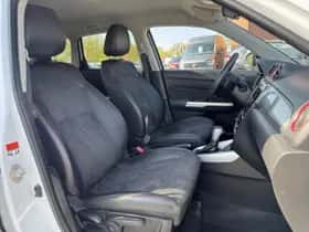 Suzuki Vitara (2019) thumbnail 10