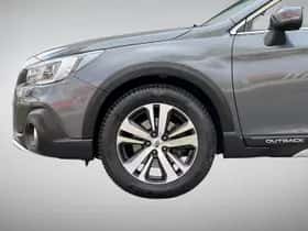 Subaru Outback (2021) thumbnail 8
