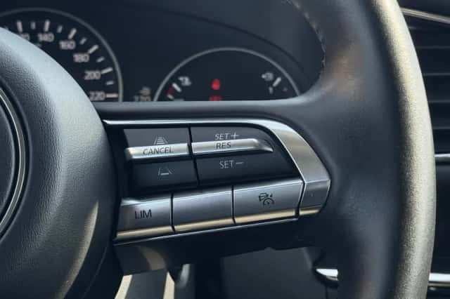Mazda CX-30 (2021) thumbnail 15