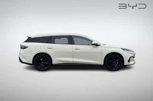 BYD Seal (2026) thumbnail 3