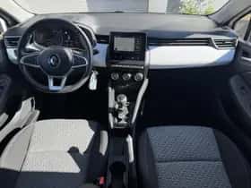 Renault Clio (2022) thumbnail 12