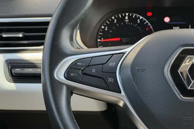 Renault Clio (2022) thumbnail 14