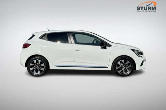 Renault Clio (2022) thumbnail 3
