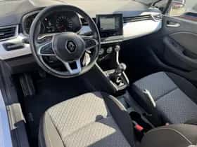 Renault Clio (2022) thumbnail 10
