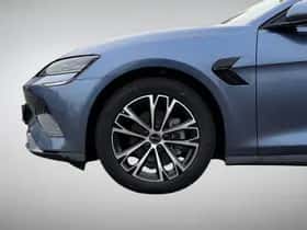 BYD Seal (2026) thumbnail 8